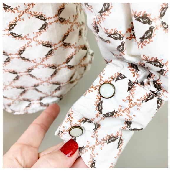 Fossil Button Down Floral/Bird/Vine Print White/Brown Long Sleeve Shirt - Picture 4 of 7